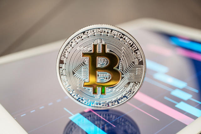 Bitcoin Spot ETF Shoot For New All-Time Highs With 100% Daily Volume Increase Bitcoin Spot ETF Shoot For New All-Time Highs With 100% Daily Volume Increase