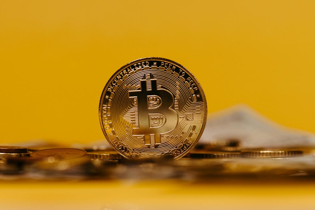 Crypto Institutions Gobble Up Billions In Bitcoin ETFs, Stockpiling 250,000 BTC