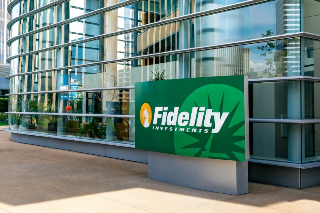 Fidelity’s FETH Fund Set to Launch Ethereum Staking with Quarterly Distributions